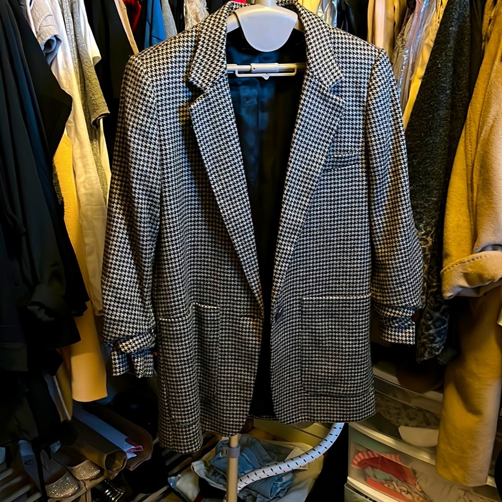 Zara women’s wool blend houndstooth blazer with rolled up sleeves size S New